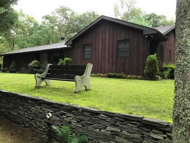 129 Notch Rd, Hawley, PA 18428 - photo 2