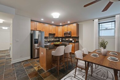 6818 N Ashland Blvd unit 1A, Chicago, IL 60626 - photo 3