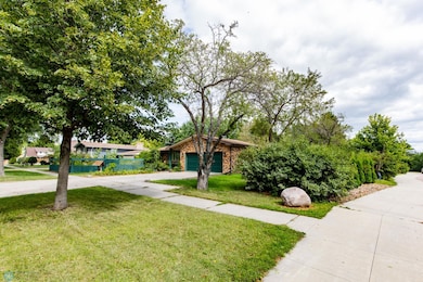 1201 Elm St N, Fargo, ND 58102 - photo 7