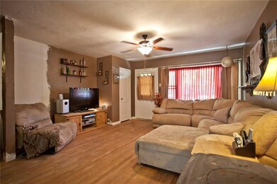 807 NW 10th St, Bentonville, AR 72712 - photo 4