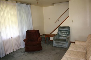 NICE SIZED LIVING ROOM