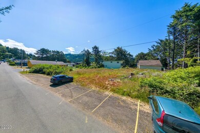 452 4th St, Yachats, OR 97498 - photo 3