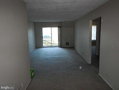 209 Sandstone Ct unit 209, Lumberton, NJ 08048 - photo 5