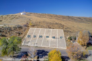 1124 Barclay St, Craig, CO 81625 - photo 4