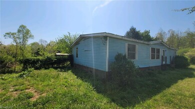 4247 Cross Creek Rd, Asheboro, NC 27205 - photo 2