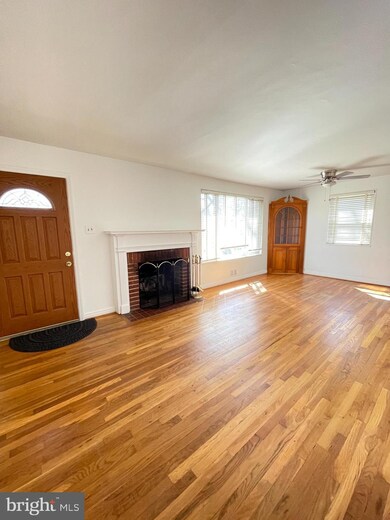 4909 Strathmore Ave, Kensington, MD 20895 - photo 2