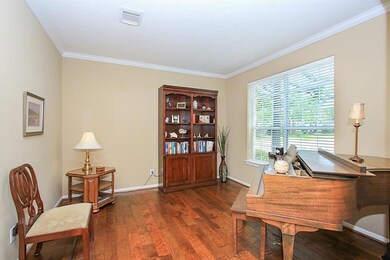 15819 Swandale Ln, Houston, TX 77095 - photo 4