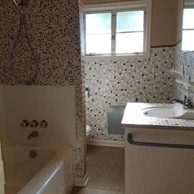 2302 Baylor Ave, Alamogordo, NM 88310 - photo 6