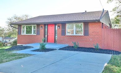 001-Exterior-Main