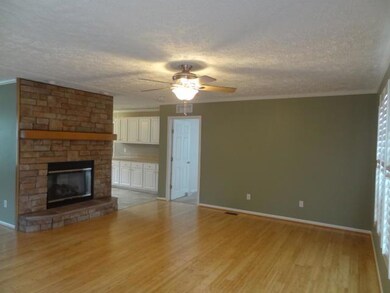 78 Keagle Farm Rd, Crossville, TN 38571 - photo 6