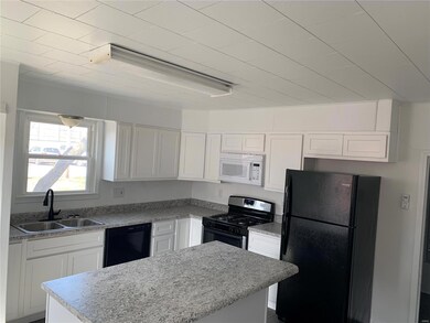 110 S Richland St, Freeburg, IL 62243 - photo 5