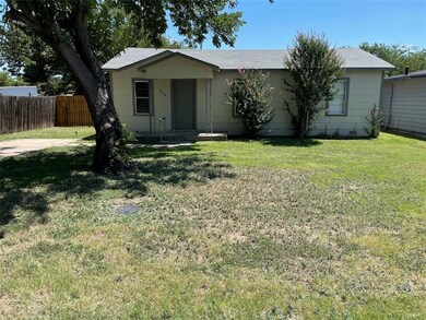 810 Clyde St, Fort Worth, TX 76108 - photo 3