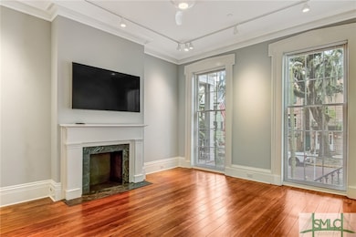 31 E Jones St unit Parlor 2nd floor, Savannah, GA 31401 - photo 2