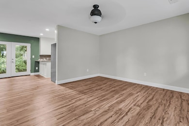 CREM - 380 Furman Ln-28