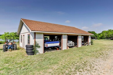 Multiple parking spaces for all guests