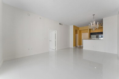 City Place South Tower unit MPH15, West Palm Beach, FL 33401 - photo 4