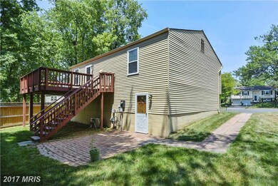 9207 Honey Creeper Ct, Burke, VA 22015 - photo 5