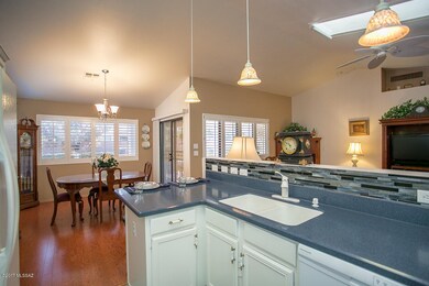 Kitchen & Dining Room