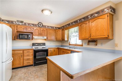 306 Pierce St, New Washington, IN 47162 - photo 4