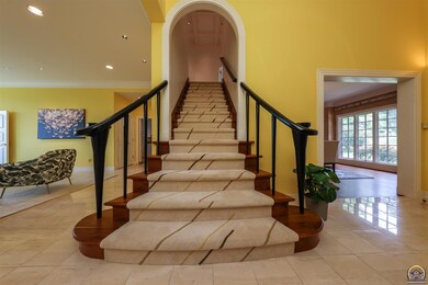 5624 SW 38th St, Topeka, KS 66610 - photo 2