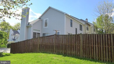 6523 Palisades Dr, Centreville, VA 20121 - photo 2