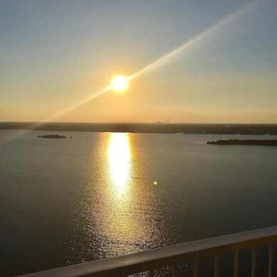 Water Glades unit 22B, Riviera Beach, FL 33404 - photo 4