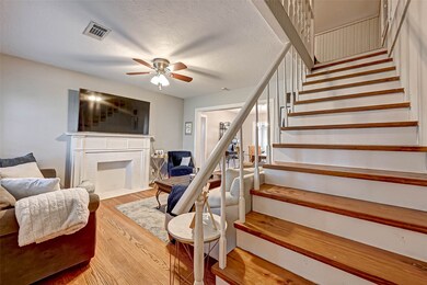 729 W 30th St, Houston, TX 77018 - photo 7