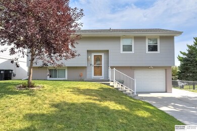 4911 N 129th Ave, Omaha, NE 68164 - photo 2