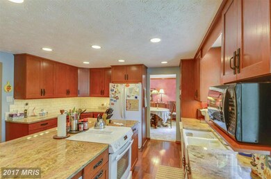 20509 Watkins Meadow Dr, Germantown, MD 20876 - photo 7