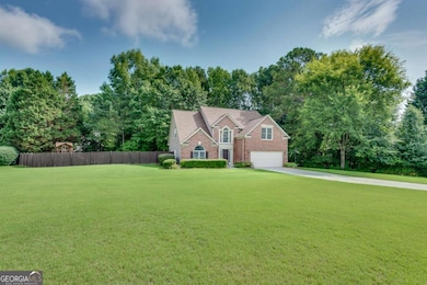 6515 Fairgreen Dr, Suwanee, GA 30024 - photo 5