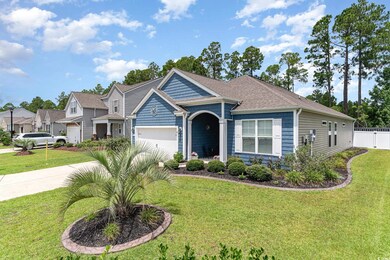 Ranch-style house featuring a front yard