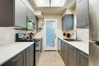 3111 Tom Green St unit 108, Austin, TX 78705 - photo 4