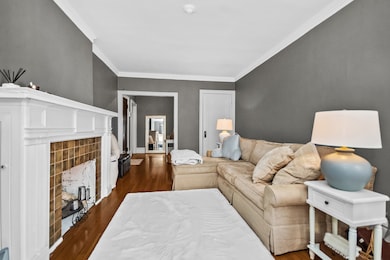 212 N Oak Park Ave unit 2EE, Oak Park, IL 60302 - photo 2