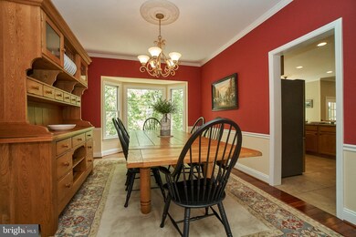 3013 Ashburton Manor Dr, Herndon, VA 20171 - photo 5