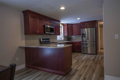 21 Breakneck Rd, Hudson, NH 03051 - photo 6