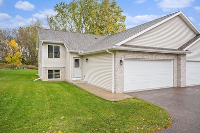 930 Waters Edge Ct, Marshall, WI 53559 - photo 4