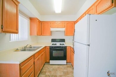 824 E 4th St, Calexico, CA 92231 - photo 5