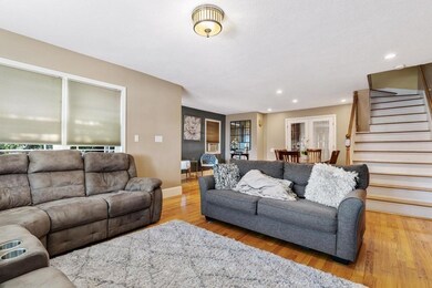 4 Winthrop St, Peabody, MA 01960 - photo 4