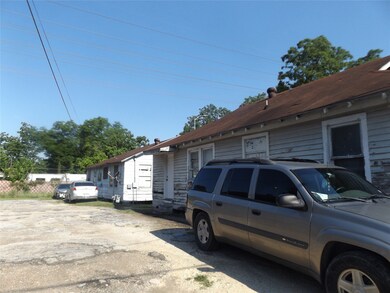 5617 Elysian St unit 8, Houston, TX 77009 - photo 6