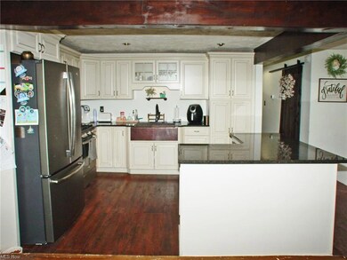 274 Walker Manor Cir, Colliers, WV 26035 - photo 6