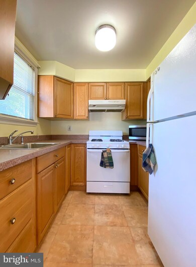 726 Longwood Ave, Cherry Hill, NJ 08002 - photo 6