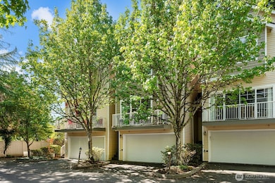 cul-de-sac, private road