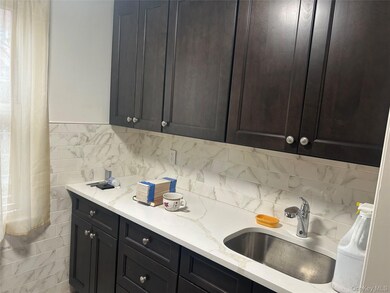 133-24 Blossom Ave unit 1, Flushing, NY 11355 - photo 2