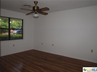 709 Joe Morse Dr, Copperas Cove, TX 76522 - photo 4