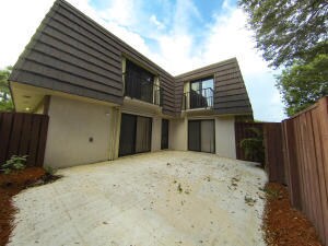 1805 18th Ct, Jupiter, FL 33477 - photo 2