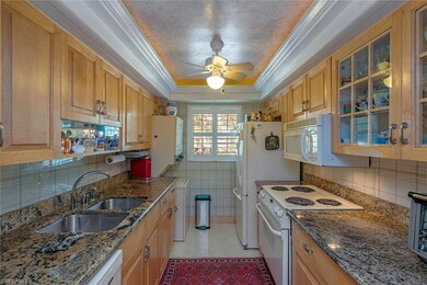 3930 Belair Ln unit 208, Naples, FL 34103 - photo 5