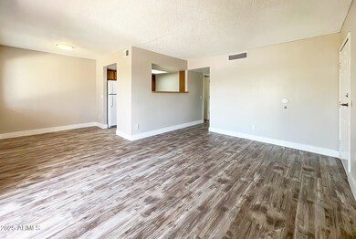 616 S Hardy Dr unit 210, Tempe, AZ 85281 - photo 3