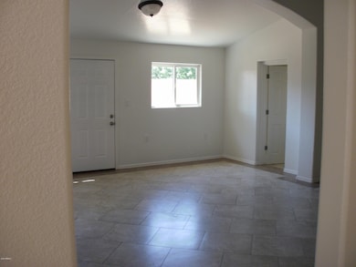 662 S 26th St, Mesa, AZ 85204 - photo 4