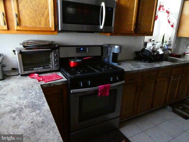 5235 Locust St, Philadelphia, PA 19139 - photo 6