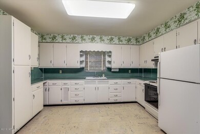 7242 Arlet Dr, Jacksonville, FL 32211 - photo 4